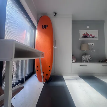 Large Modern Industrial Loft Close To Beaches